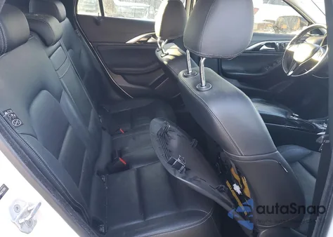 2017 Infiniti Qx30 Base z USA, uszkodzony, nr VIN SJKCH5CR4HA027055